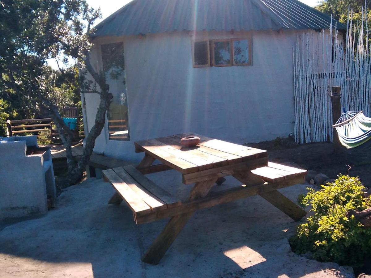 Wildview Self Catering Cottages Coffee Bay, Breakfast & Wi-Fi Inc Екстериор снимка