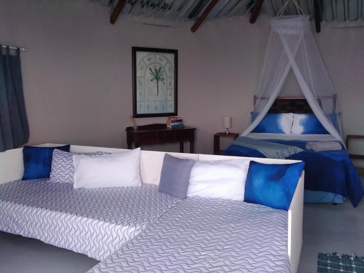 Wildview Self Catering Cottages Coffee Bay, Breakfast & Wi-Fi Inc Екстериор снимка
